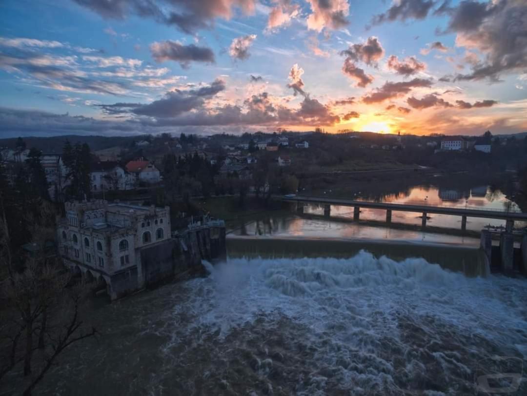 Apartman Ferenac Ozalj Buitenkant foto