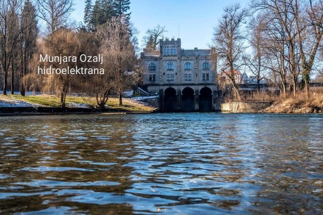 Apartman Ferenac Ozalj Buitenkant foto